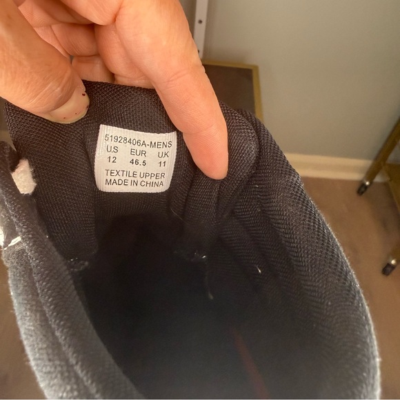 Men’s High Top Levi Sneaker Lace Up Black With White Detail Size 12 - Picture 8 of 8